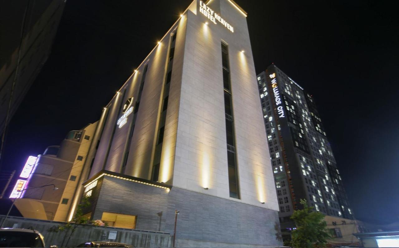 Hotel Lazy Heaven Changwon Esterno foto