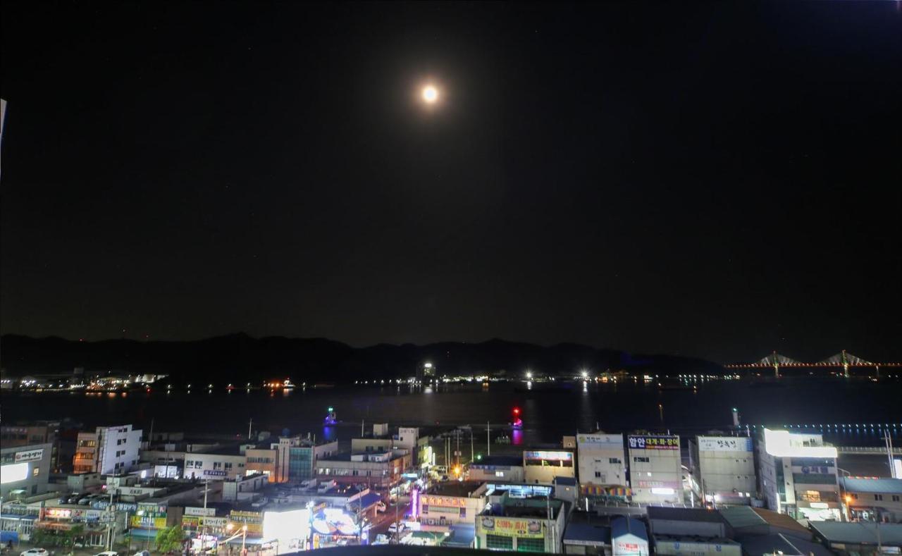 Hotel Lazy Heaven Changwon Esterno foto