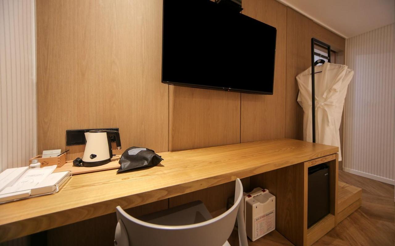 Hotel Lazy Heaven Changwon Esterno foto