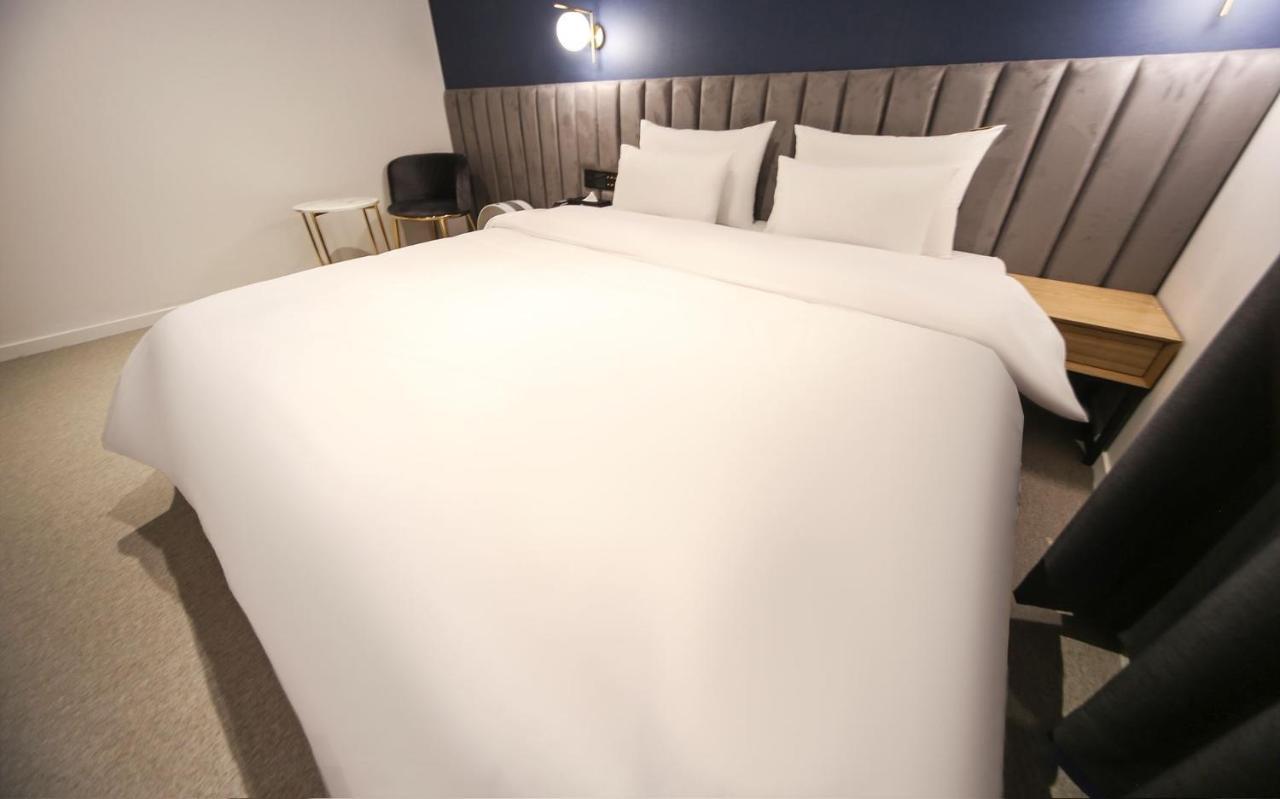 Hotel Lazy Heaven Changwon Esterno foto
